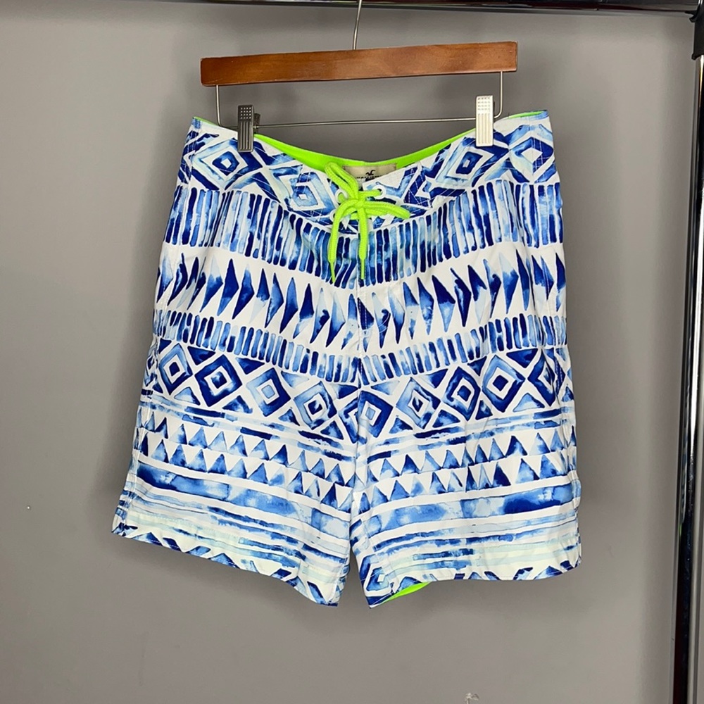 Hollister, Medium, Blue/White pattern